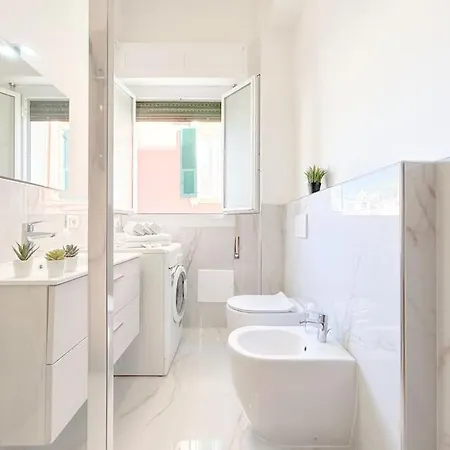 Casa Di Lusso Fronte Mare - Budello - Centro * Varraze